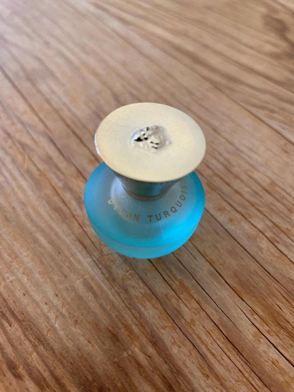 NWOB Versace Dylan Turquoise for Women Mini Perfume Fragrance 0.17 oz 5 ml EDT - Picture 2 of 7
